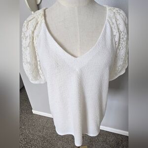 Sunday in Brooklyn Cream V-Neck Lace Puff Sleeve Blouse